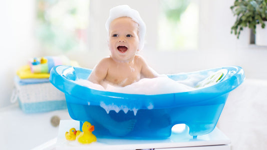 Quel siège de bain bébé choisir pour garantir confort et sécurité ?