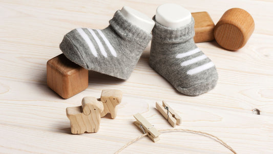 Des chaussettes de bébé.